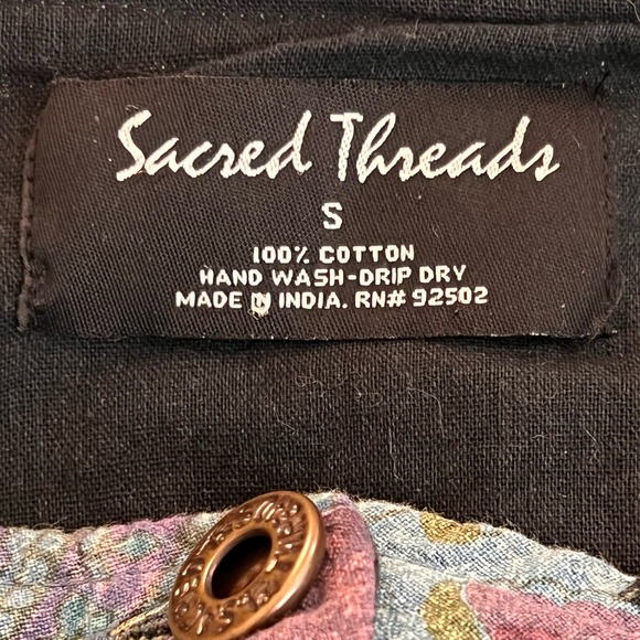 Sacred Threads Women’s Boho Art-to-Wear Patchwork Cotton Jacket Size Small - Picture 15 of 16